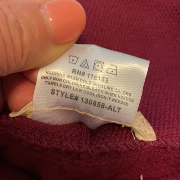 NWOT Bundle of Two Leggings - Picture 10 of 10